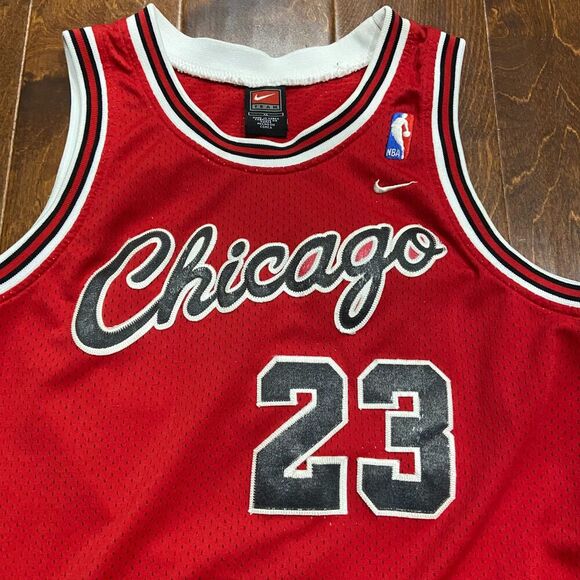 Nike Vintage Y2K NBA Chicago Bulls Jordan Rookie Jersey Red Black Youth XL - Picture 2 of 9